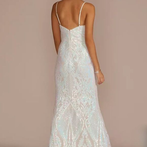 Elegant White Sequin Gown - Picture 2 of 10